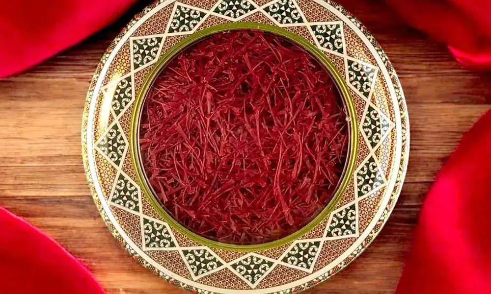 اعتماد به زعفران خانواده برای خریداران عمده و صادراتی-زعفران خانواده